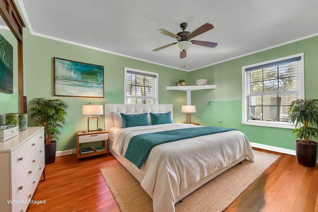 For Rent: $2,700 (2 beds, 1 baths, 744 Square Feet)