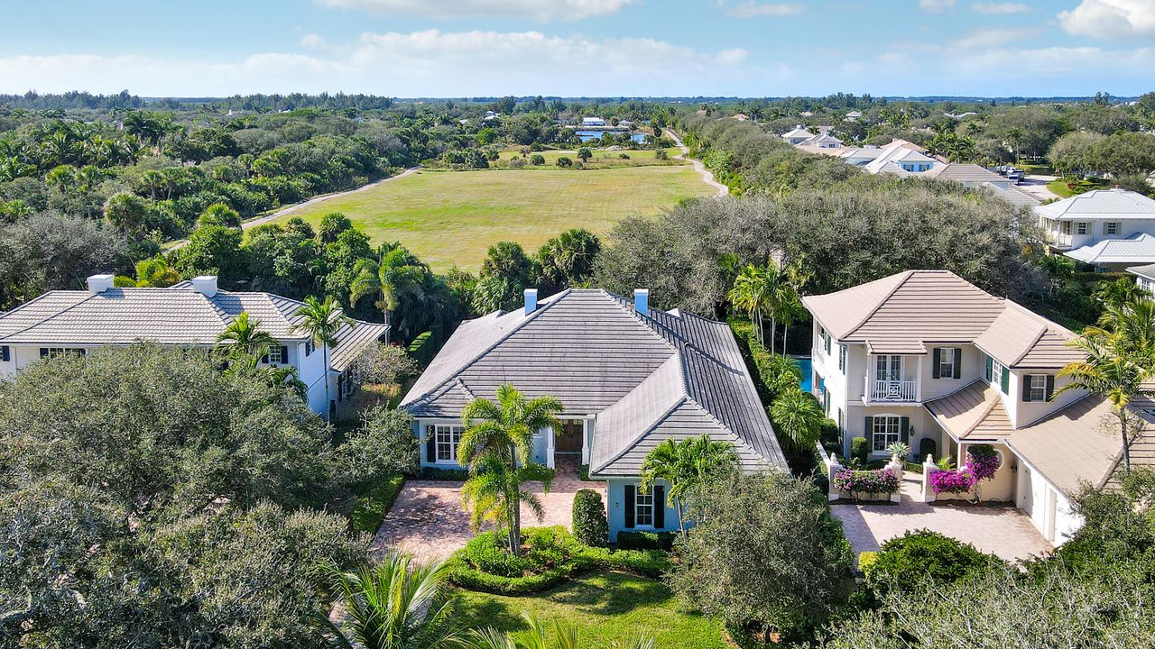 For Sale: $2,050,000 (3 beds, 3 baths, 2968 Square Feet)