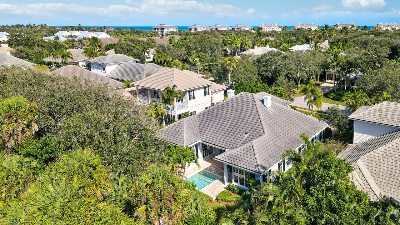 For Sale: $2,050,000 (3 beds, 3 baths, 2968 Square Feet)