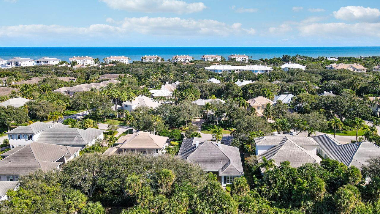 For Sale: $2,050,000 (3 beds, 3 baths, 2968 Square Feet)