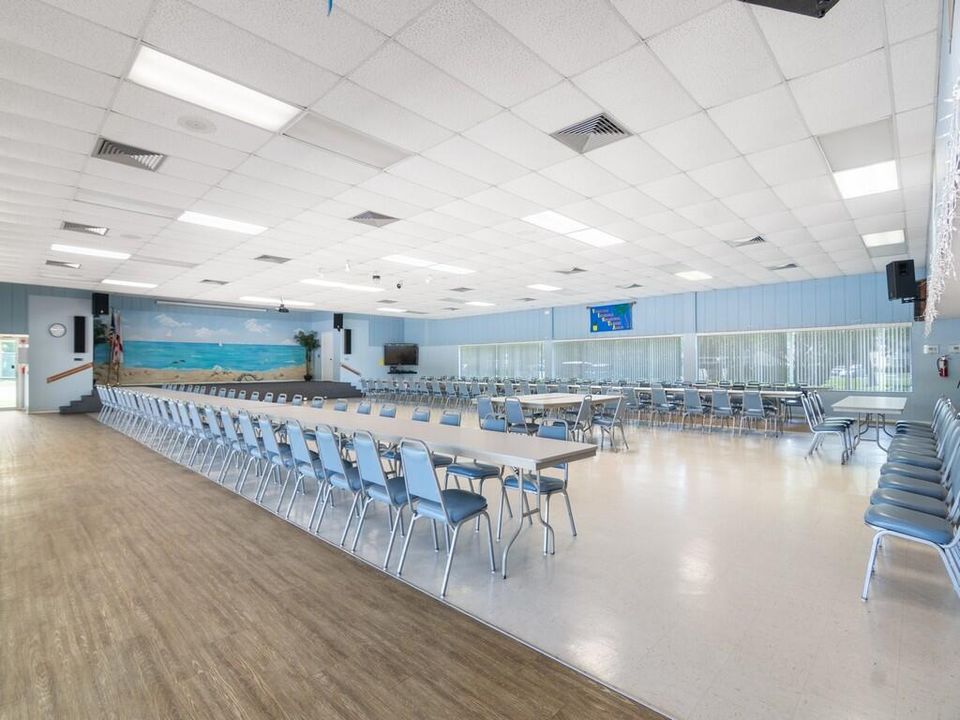 For Sale: $104,900 (1 beds, 1 baths, 630 Square Feet)