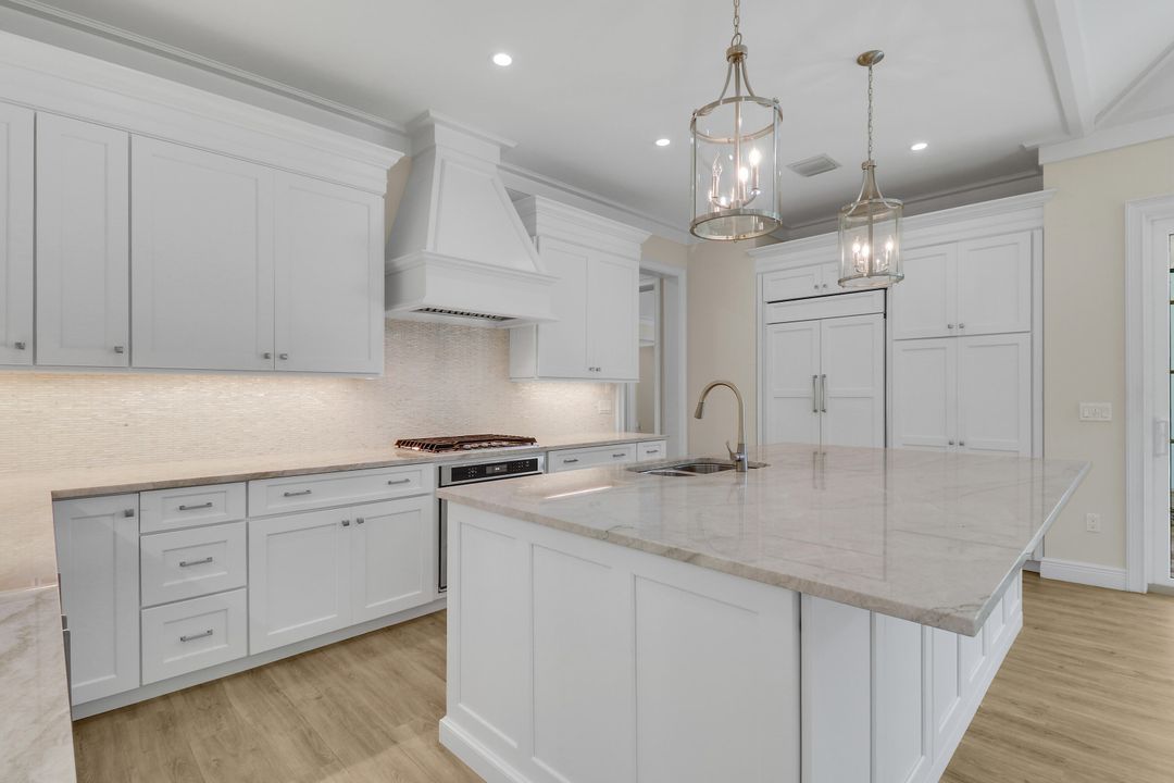 For Sale: $2,050,000 (3 beds, 3 baths, 2968 Square Feet)