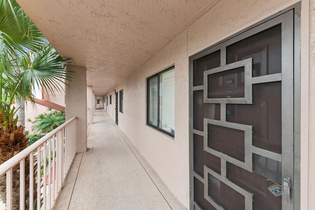 En Venta: $195,000 (2 camas, 2 baños, 1220 Pies cuadrados)