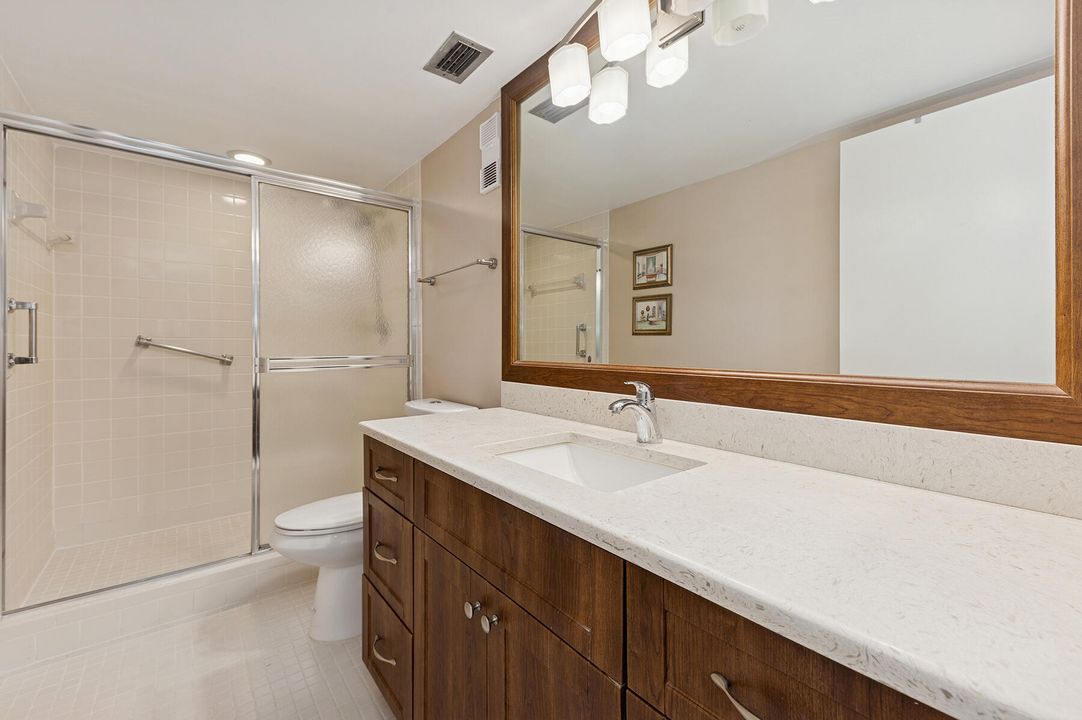 En Venta: $195,000 (2 camas, 2 baños, 1220 Pies cuadrados)