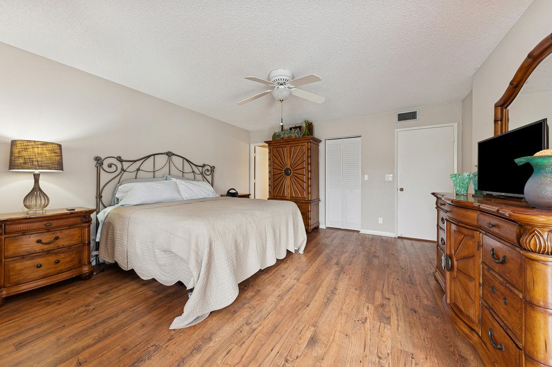 En Venta: $195,000 (2 camas, 2 baños, 1220 Pies cuadrados)