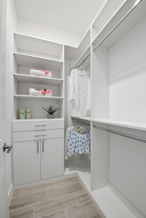 For Sale: $1,495,000 (4 beds, 3 baths, 3445 Square Feet)