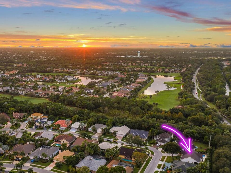 For Sale: $1,099,000 (3 beds, 2 baths, 1930 Square Feet)