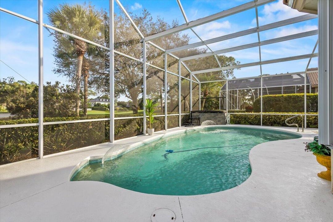 На продажу: $569,000 (2 спален, 2 ванн, 1940 Квадратных фут)