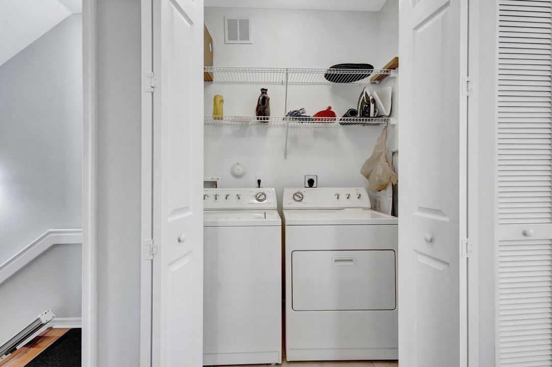 出租: $3,500 (3 贝兹, 2 浴室, 2163 平方英尺)