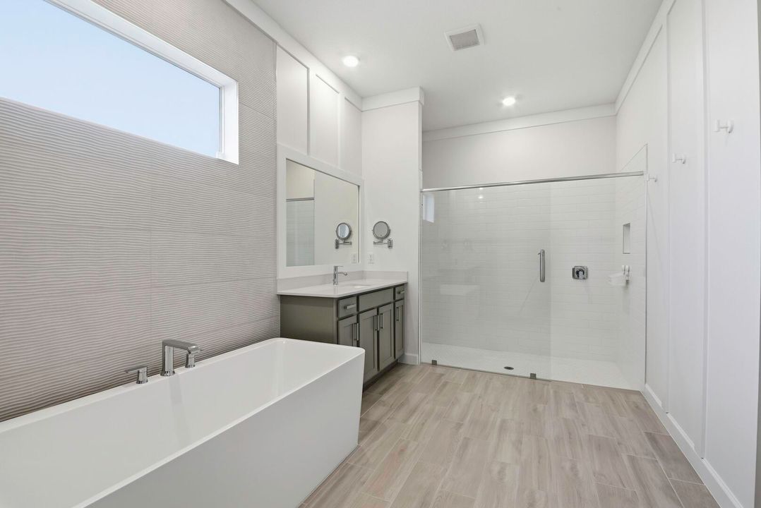 For Sale: $1,495,000 (4 beds, 3 baths, 3445 Square Feet)