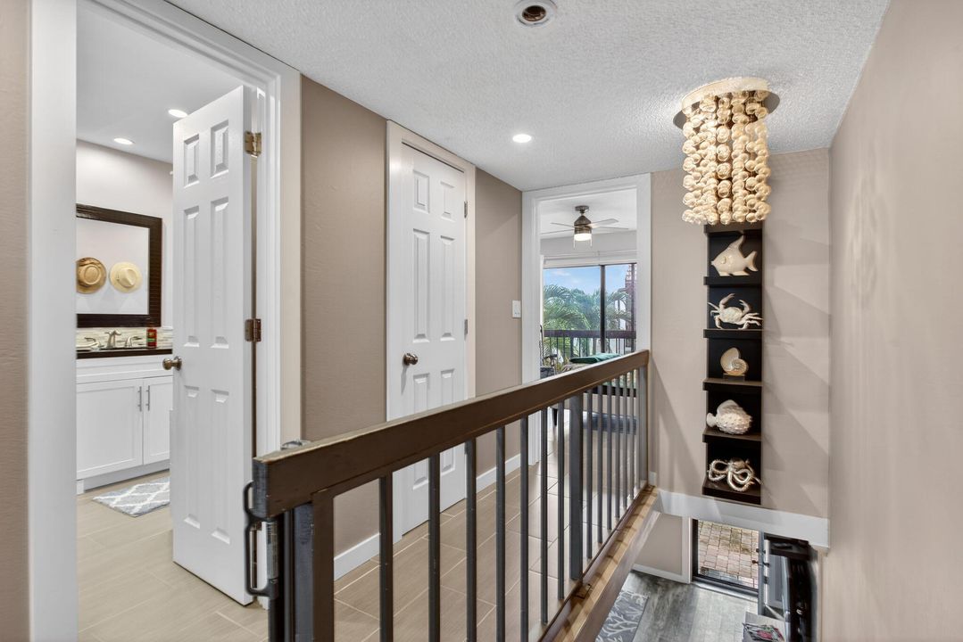 For Sale: $325,000 (2 beds, 1 baths, 1095 Square Feet)