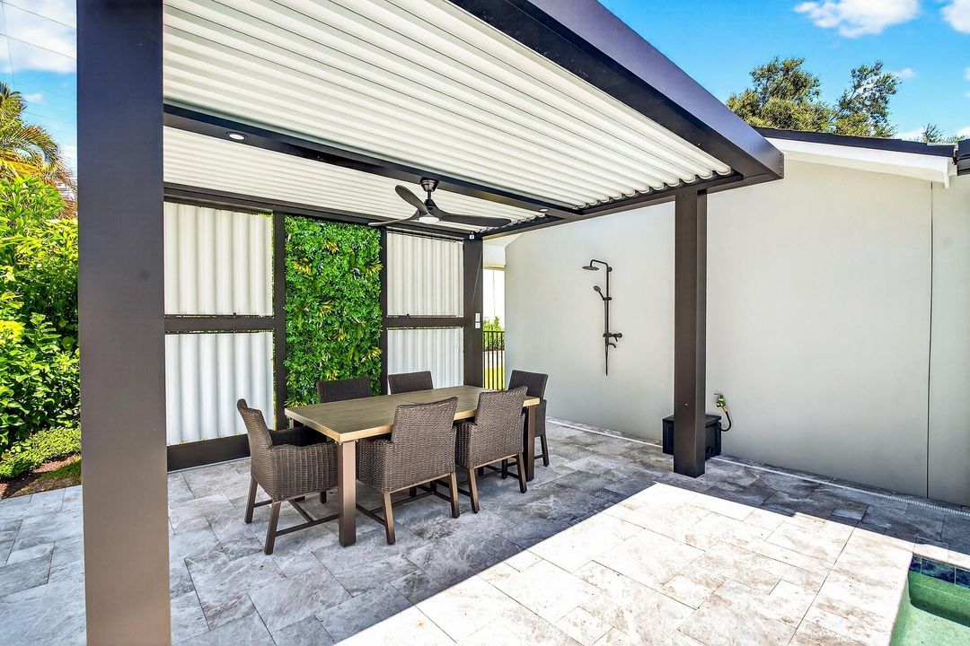 En Venta: $1,895,000 (4 camas, 2 baños, 2778 Pies cuadrados)