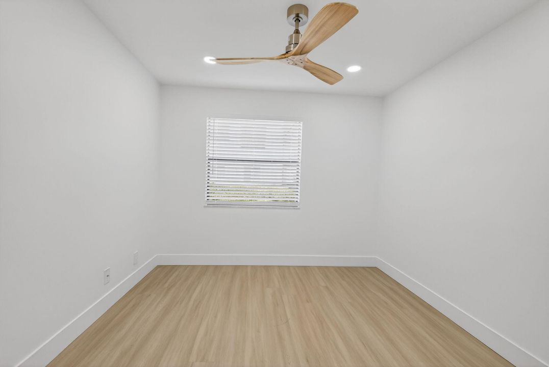 En Venta: $259,999 (2 camas, 2 baños, 1040 Pies cuadrados)