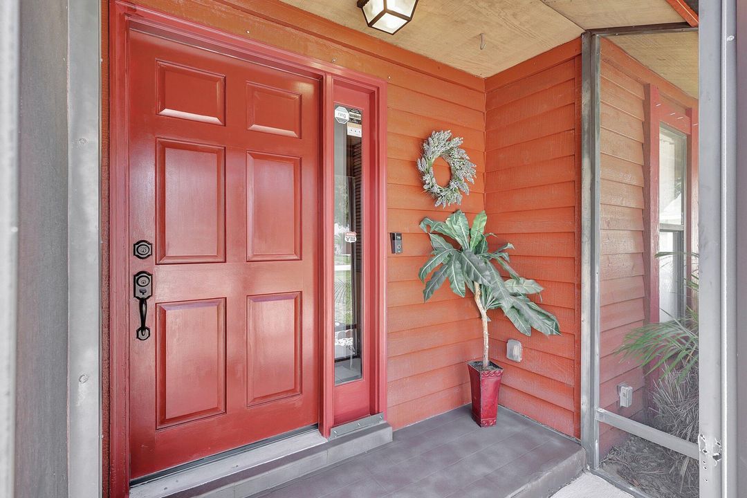 For Rent: $2,600 (3 beds, 2 baths, 2254 Square Feet)