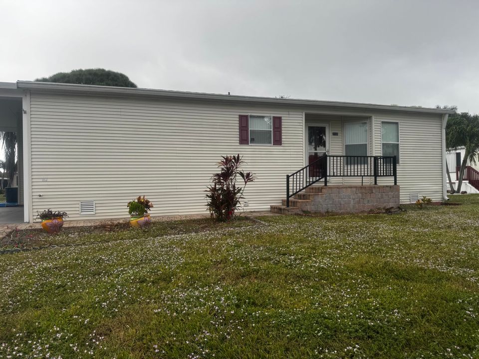 На продажу: $119,000 (3 спален, 2 ванн, 1760 Квадратных фут)