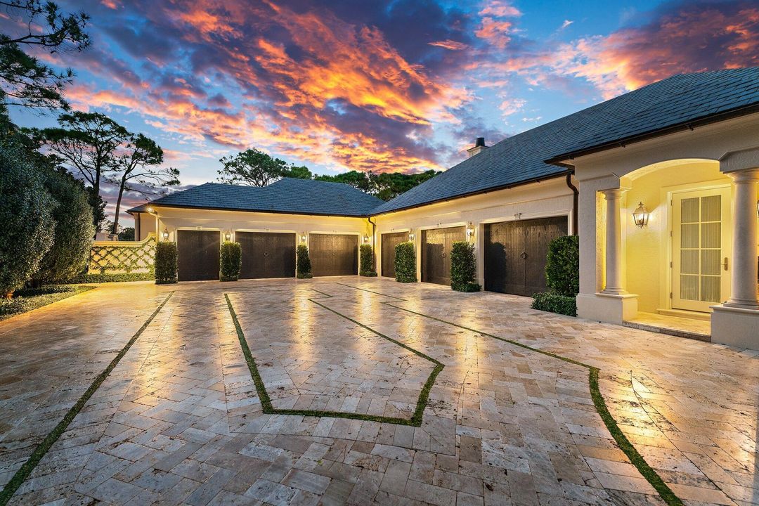 На продажу: $26,500,000 (6 спален, 8 ванн, 10401 Квадратных фут)