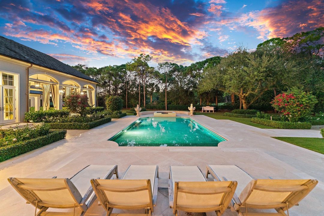 На продажу: $26,500,000 (6 спален, 8 ванн, 10401 Квадратных фут)