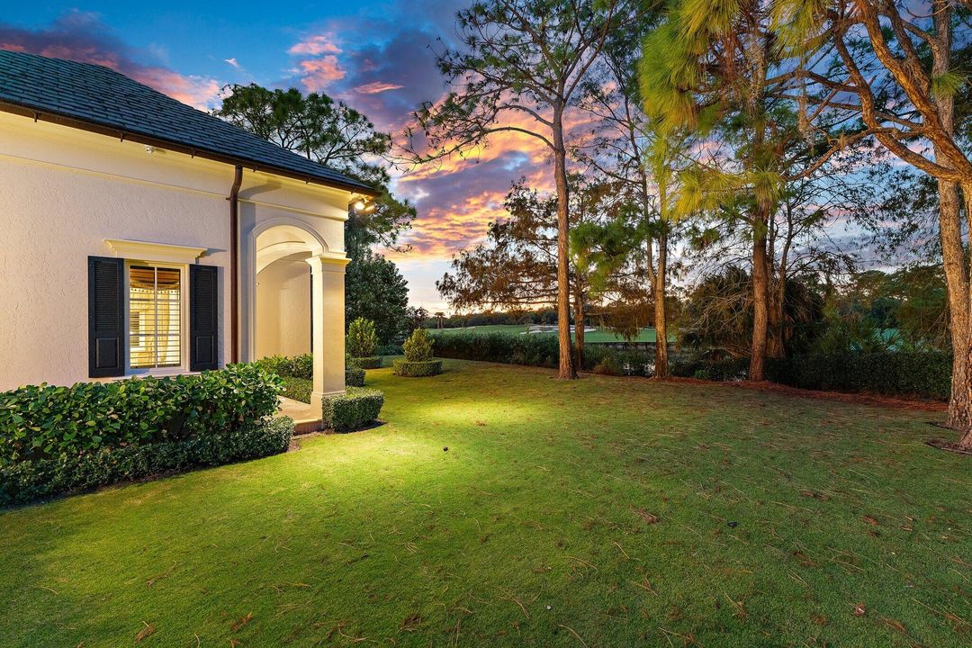 На продажу: $26,500,000 (6 спален, 8 ванн, 10401 Квадратных фут)