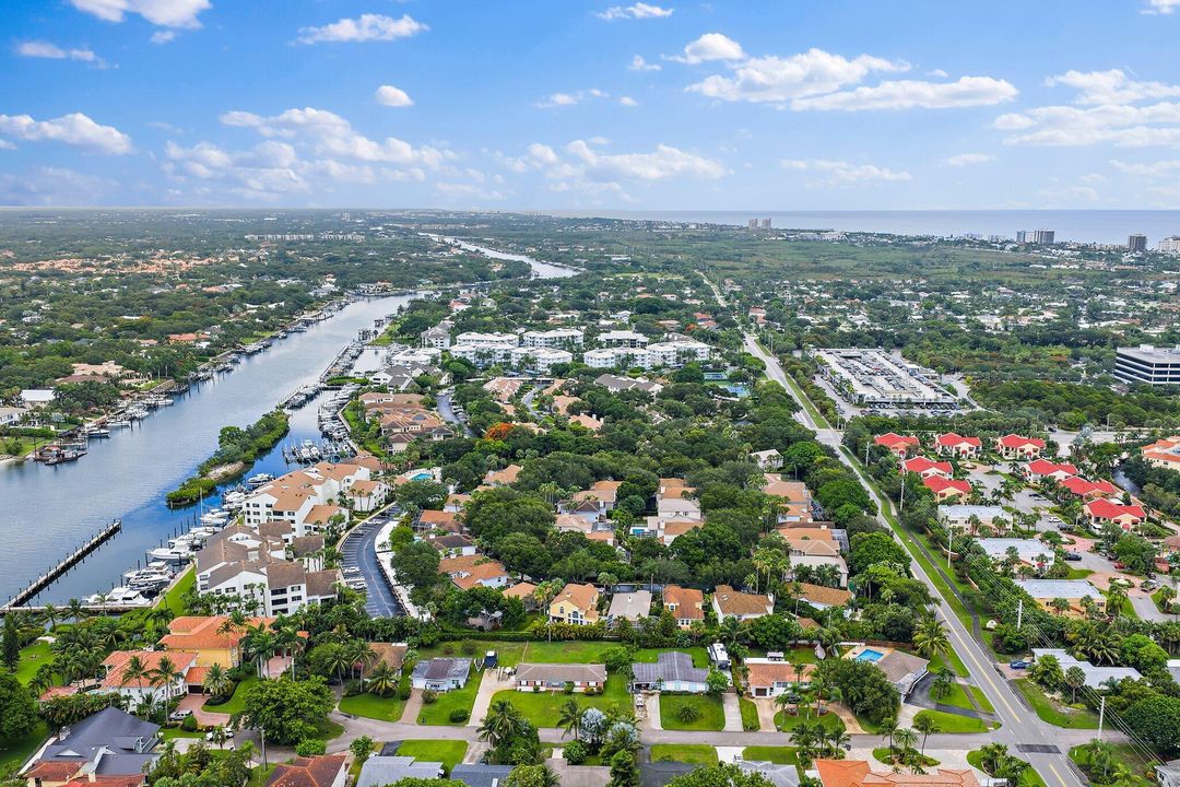 For Sale: $1,299,000 (3 beds, 2 baths, 2502 Square Feet)