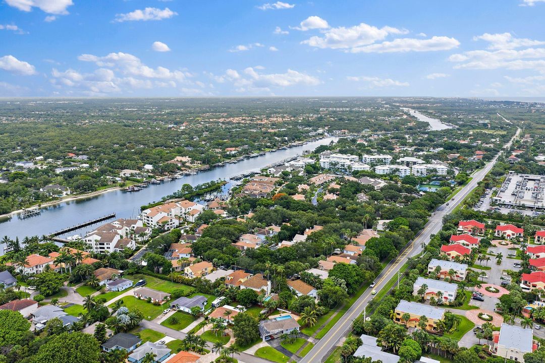 For Sale: $1,299,000 (3 beds, 2 baths, 2502 Square Feet)