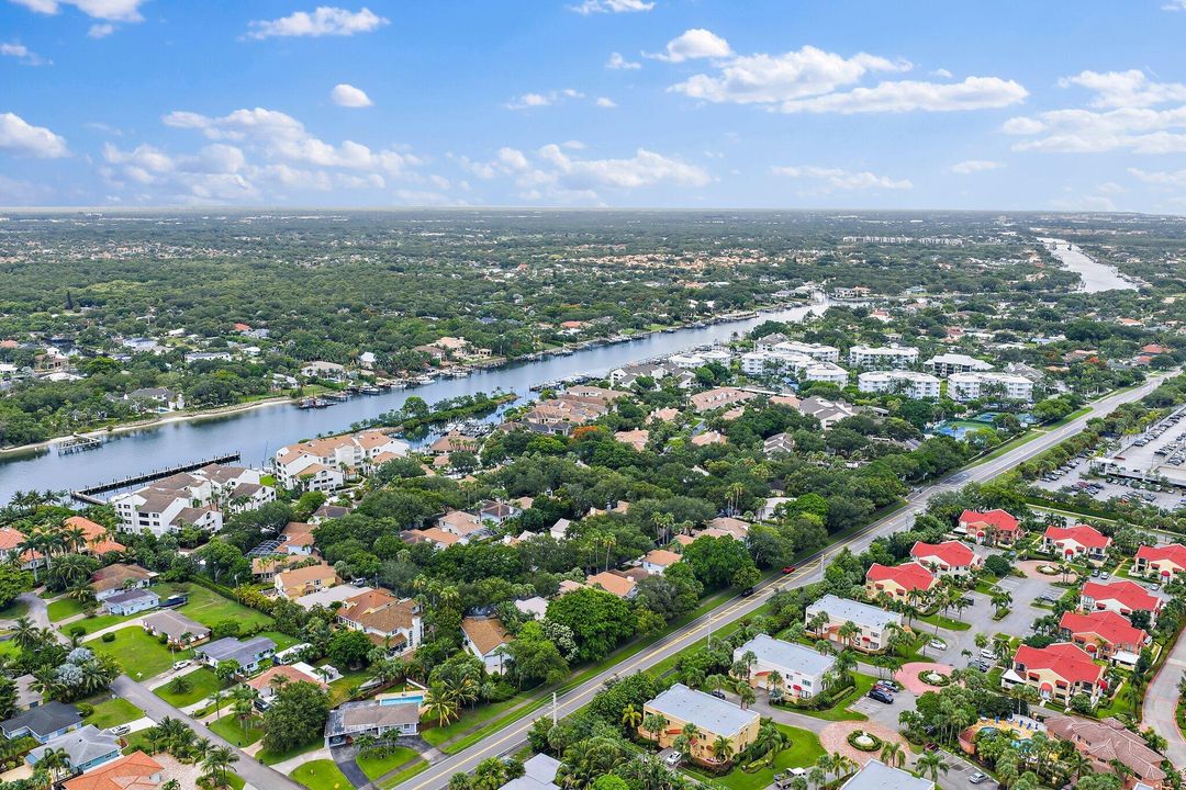 For Sale: $1,299,000 (3 beds, 2 baths, 2502 Square Feet)