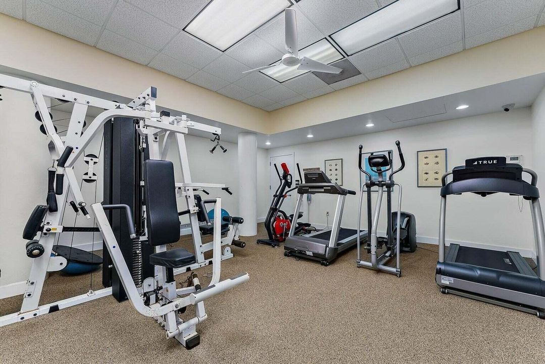 For Sale: $1,299,000 (3 beds, 2 baths, 2502 Square Feet)