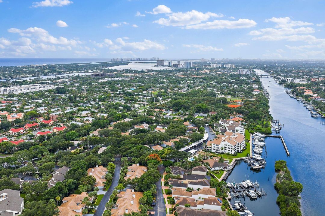 For Sale: $1,299,000 (3 beds, 2 baths, 2502 Square Feet)