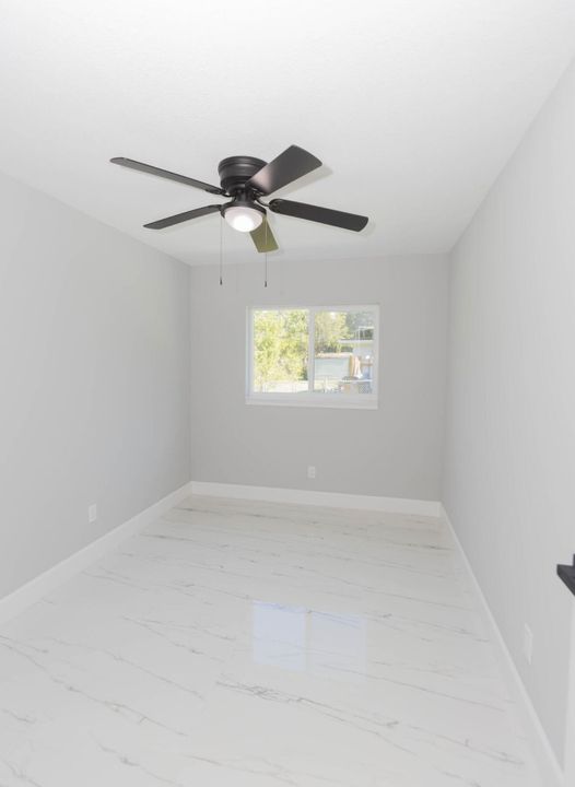 For Sale: $398,900 (3 beds, 2 baths, 1588 Square Feet)