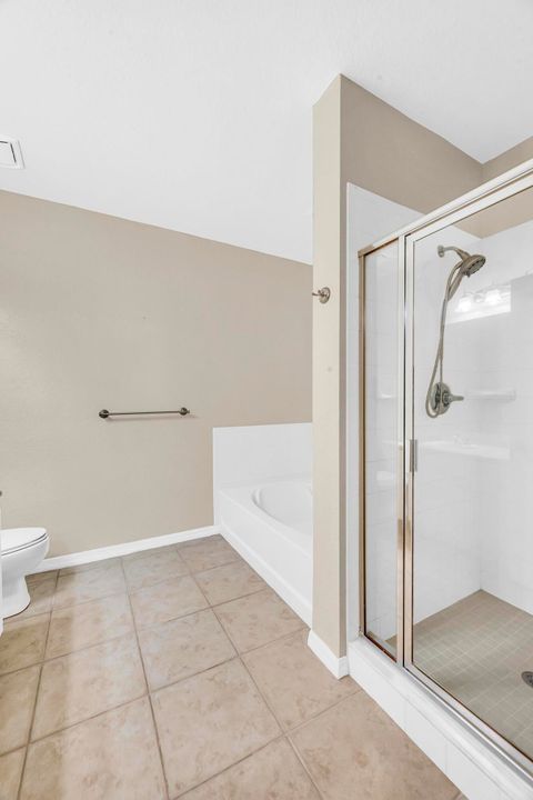 For Rent: $1,900 (2 beds, 2 baths, 1087 Square Feet)