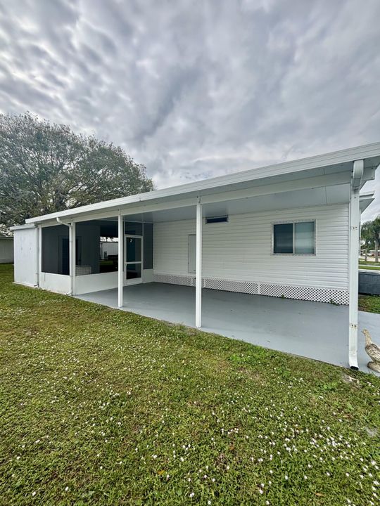 For Sale: $69,000 (2 beds, 1 baths, 1024 Square Feet)