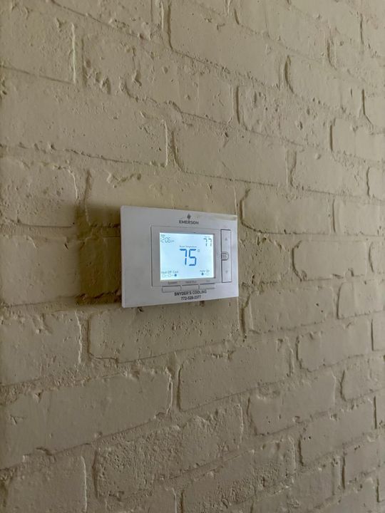 For Sale: $69,000 (2 beds, 1 baths, 1024 Square Feet)