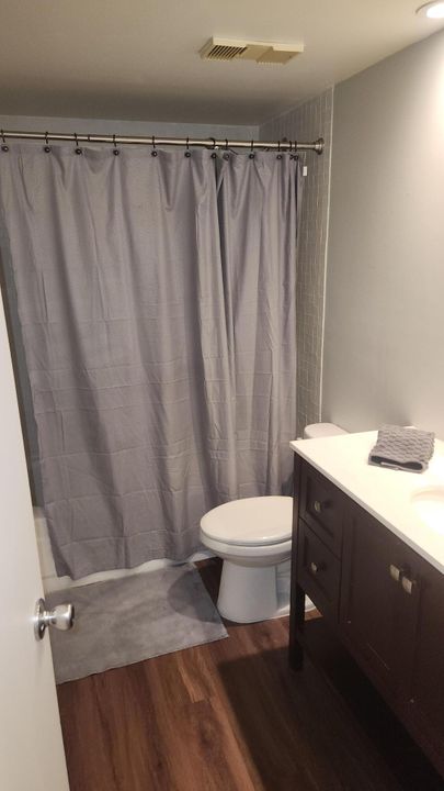 For Rent: $5,200 (2 beds, 2 baths, 1175 Square Feet)