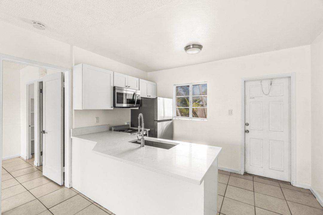 For Rent: $1,550 (1 beds, 1 baths, 625 Square Feet)