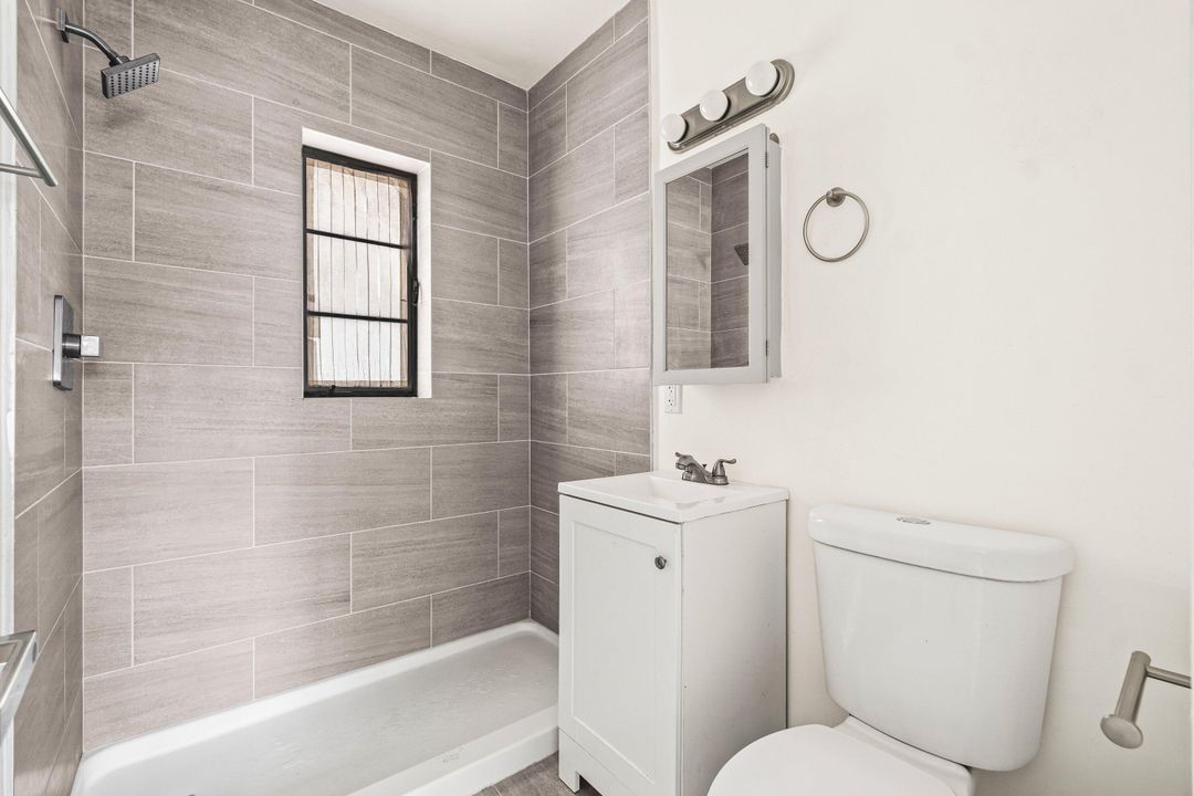 For Rent: $1,550 (1 beds, 1 baths, 625 Square Feet)