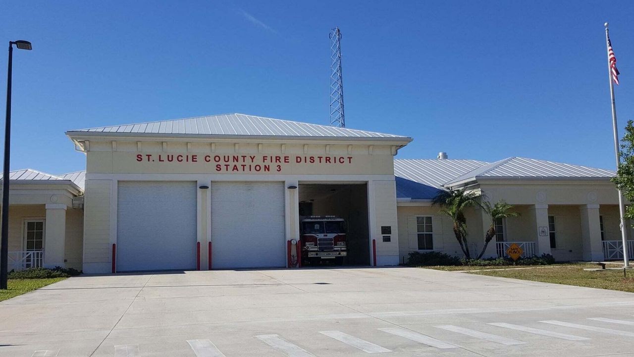 For Sale: $349,900 (3 beds, 2 baths, 1582 Square Feet)