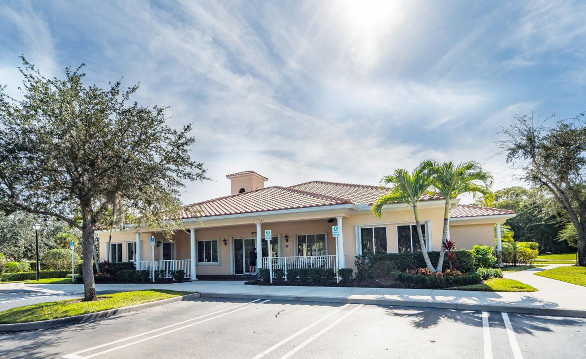 For Sale: $474,900 (2 beds, 2 baths, 1526 Square Feet)