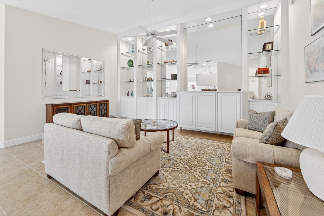 For Sale: $474,900 (2 beds, 2 baths, 1526 Square Feet)