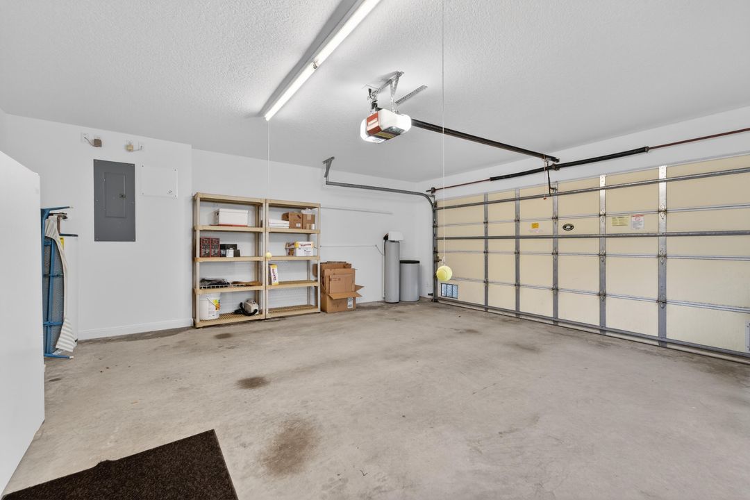 For Sale: $474,900 (2 beds, 2 baths, 1526 Square Feet)