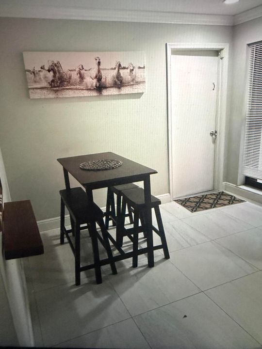 For Rent: $4,000 (2 beds, 2 baths, 1097 Square Feet)