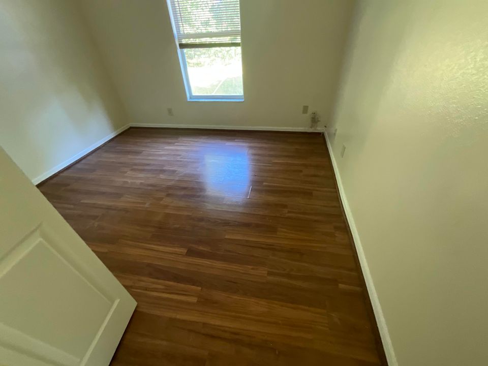 出租: $2,395 (3 贝兹, 2 浴室, 1510 平方英尺)