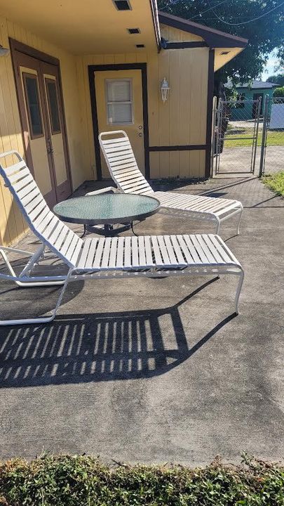 En Renta: $1,400 (1 camas, 1 baños, 300 Pies cuadrados)