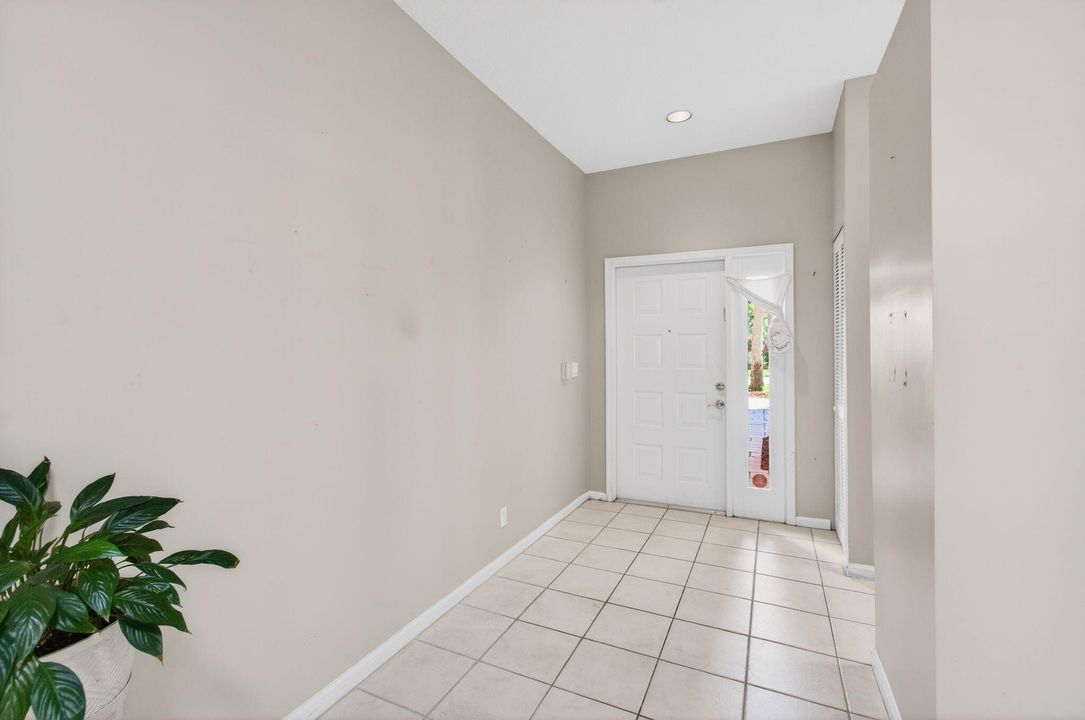 For Sale: $410,000 (3 beds, 2 baths, 1788 Square Feet)