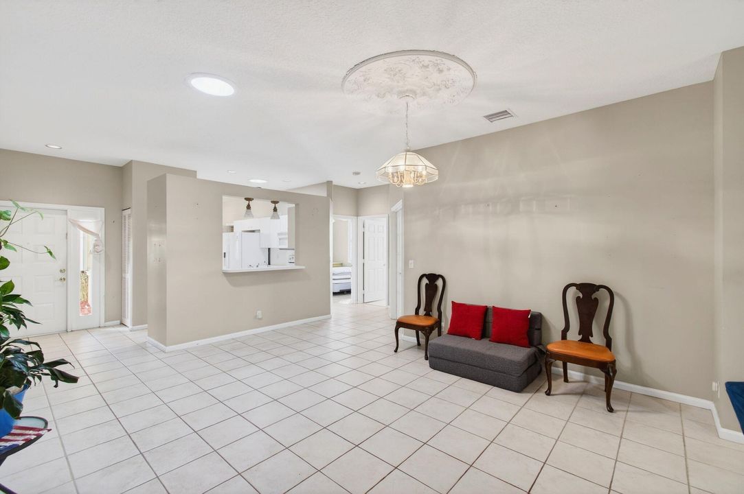 For Sale: $410,000 (3 beds, 2 baths, 1788 Square Feet)