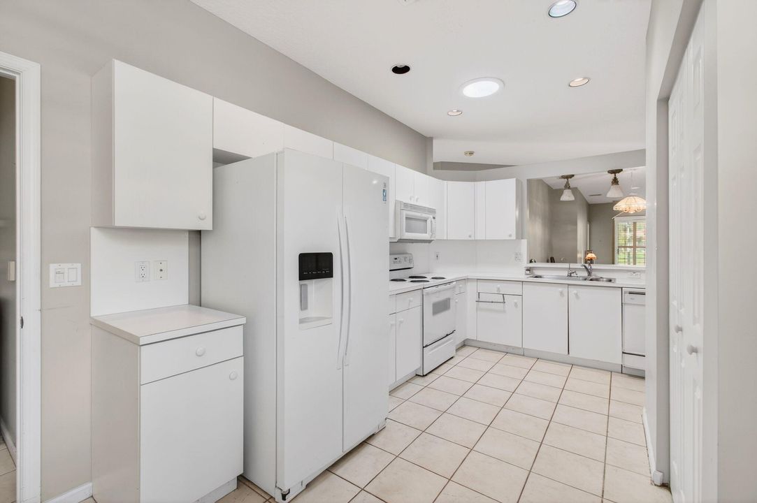 For Sale: $410,000 (3 beds, 2 baths, 1788 Square Feet)