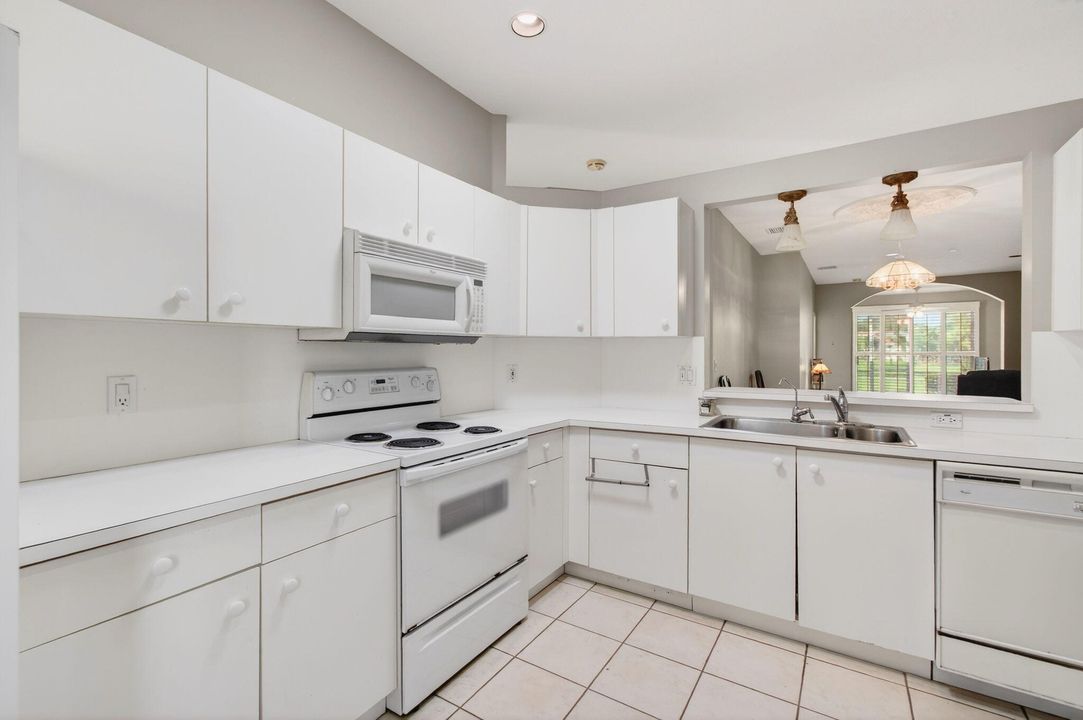 For Sale: $410,000 (3 beds, 2 baths, 1788 Square Feet)