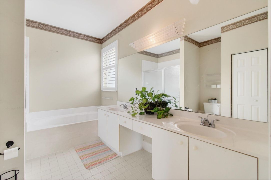 For Sale: $410,000 (3 beds, 2 baths, 1788 Square Feet)