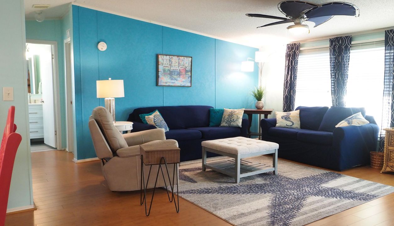 На продажу: $144,500 (3 спален, 2 ванн, 1134 Квадратных фут)