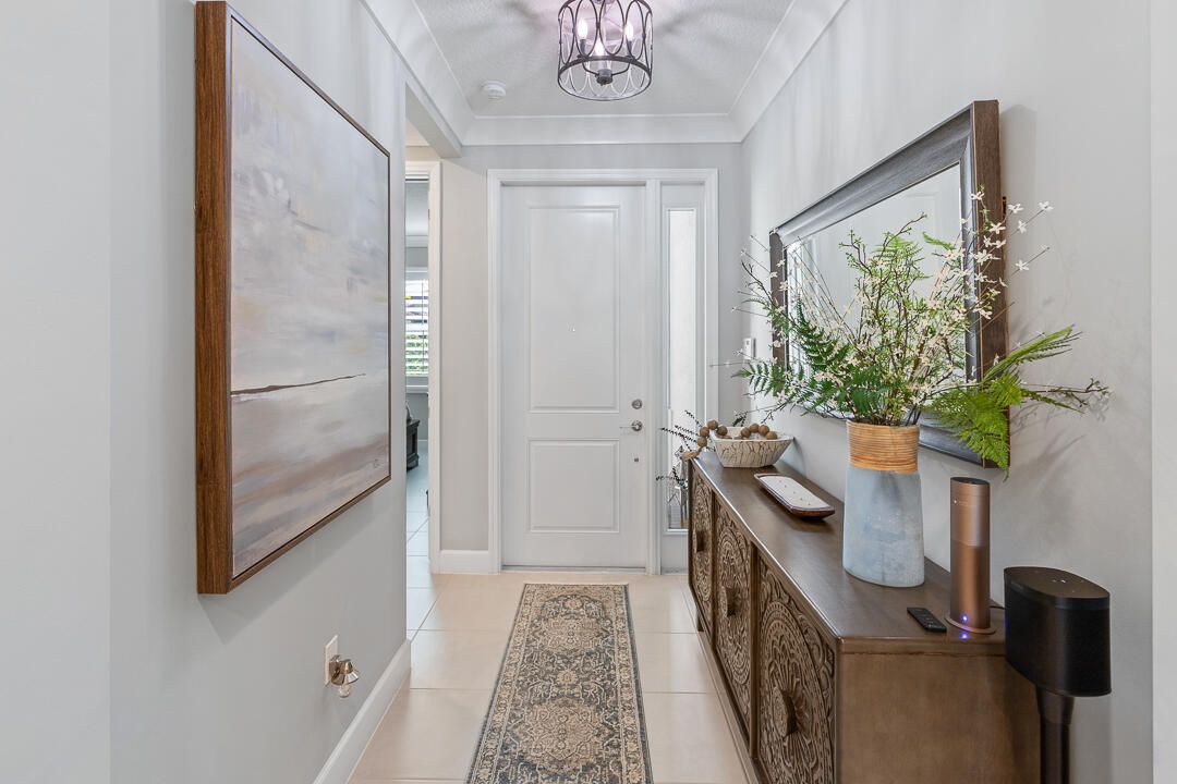 En Venta: $499,999 (2 camas, 2 baños, 1599 Pies cuadrados)