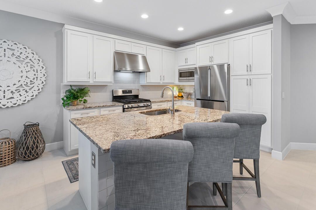 En Venta: $499,999 (2 camas, 2 baños, 1599 Pies cuadrados)