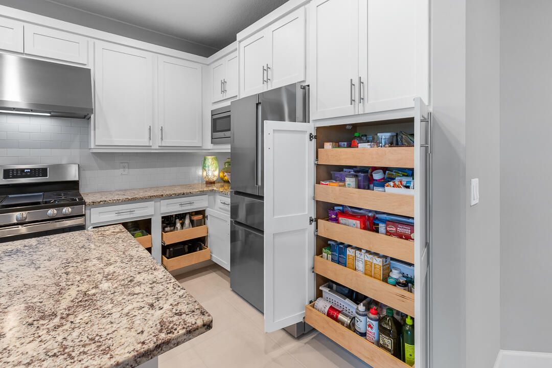 En Venta: $499,999 (2 camas, 2 baños, 1599 Pies cuadrados)